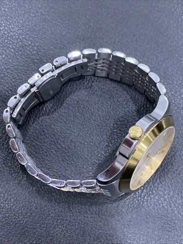 Gucci G-Timeless 38 mm Estuche Plateado, Dorado (YA126409) - Imagen 4 de 10