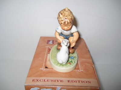 M I Hummel Figurine ''PRIVATE CONVERSATION'' HUM#615 TMK7 Boy w/Bunny 4.5'' T w/Box