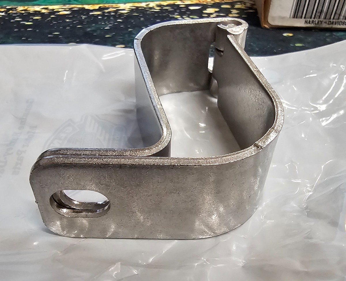 OEM Harley Davidson Hinged Muffler Exhaust Mount Clamp FLHR Road