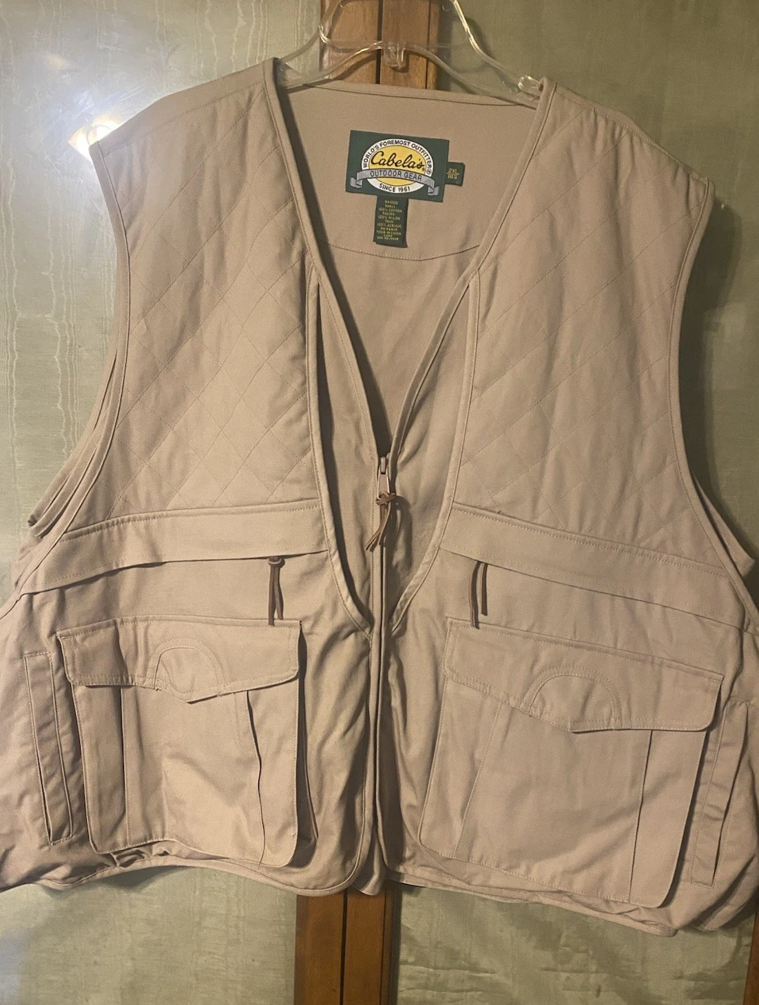 CABELA’s Khaki Fishing Vest 2XL (NWT)
Opens in a new window or tab