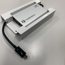 Thunderbolt 3 to Dual DisplayPort Adapter