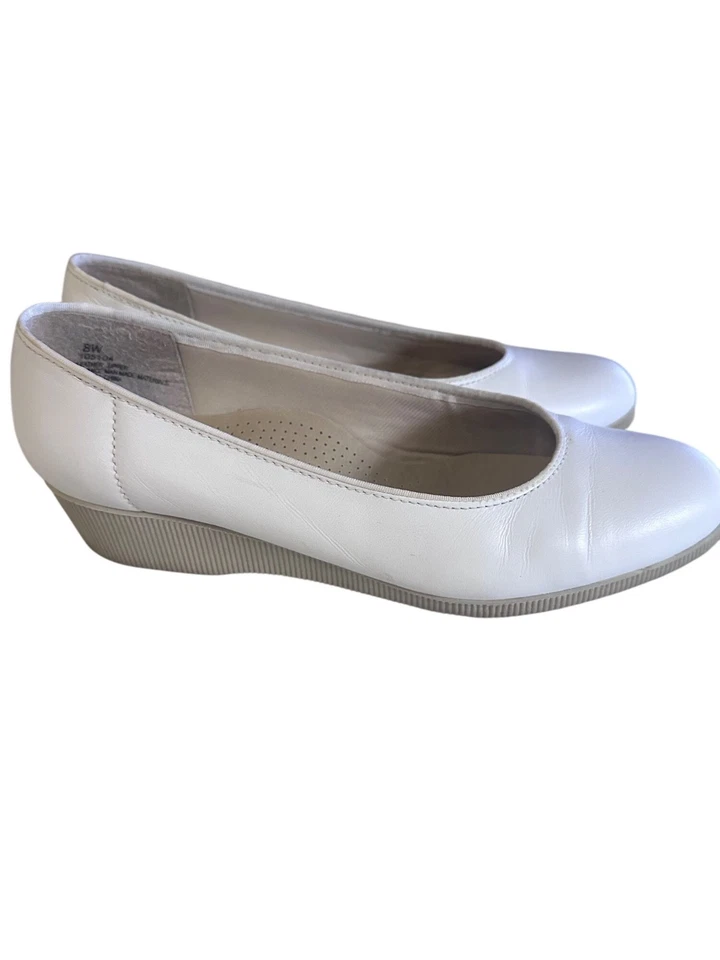 Soft Spots white leather slip on wedge shoes size 8W Foto 4 de 4