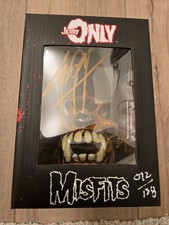 Jerry Only Misfits Devastator Bass Cyclops Skull Signed /138 Working RARE NEW!