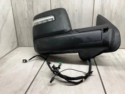 OEM 2023-25 DODGE RAM 2500 SIDE MIRROR RH HEATED BLINDSPOT W/CAMERA #68509734AD