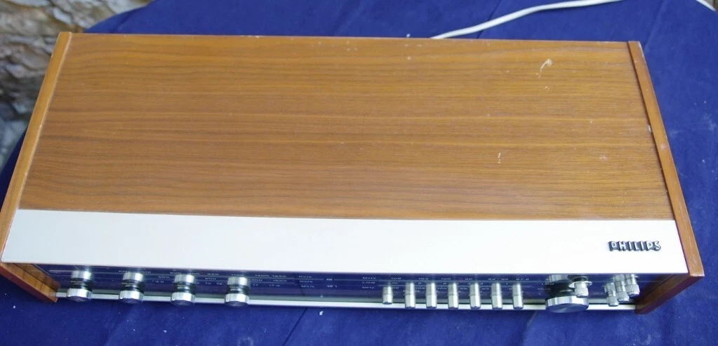 SINTONIZADOR DE RADIO VINTAGE PHILIPS 22 RH 786.00