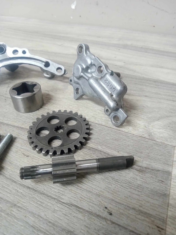 2008 08 KX450F KX 450F OEM Oil Pump Shaft Covers Driven Gear Assembly 132340029 eBay