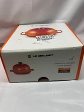Le Creuset Signature Bread Oven-MATTE BLACK *New