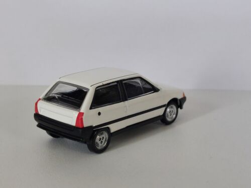Norev 3 inches . Citroen Ax 1987 . Blanc. 1/64 Neuf en boite - Foto 3 di 7