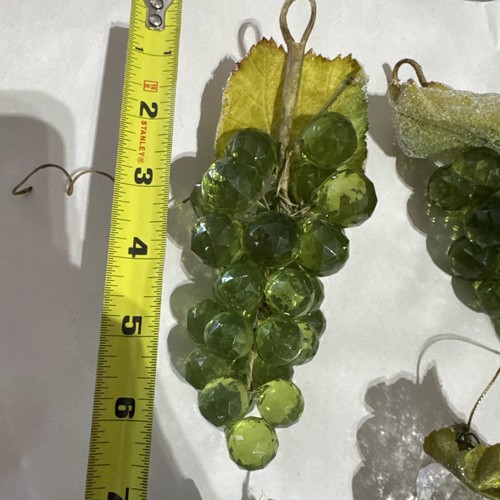 VTG 4 Lucite Grapes Acrylic Green Yellow Pink Faceted Beaded Grape Cluster - Picture 4 of 15