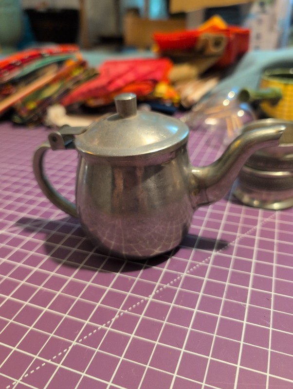 VINTAGE STAINLESS STEEL 10 OZ. TEAPOT OR CREAMER