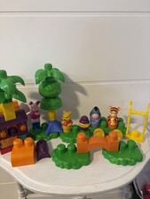 Mega Bloks Winnie The Pooh Hundred Acre Woods...