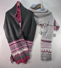 Gap Women’s Wide Plush Winter Scarf & Wrap Gray and Pink Reversible