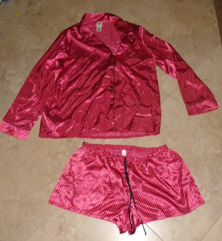 Silky Feel Red w White Dots 2 pc Pajama Set Ladies Large Long Top & Short bottom