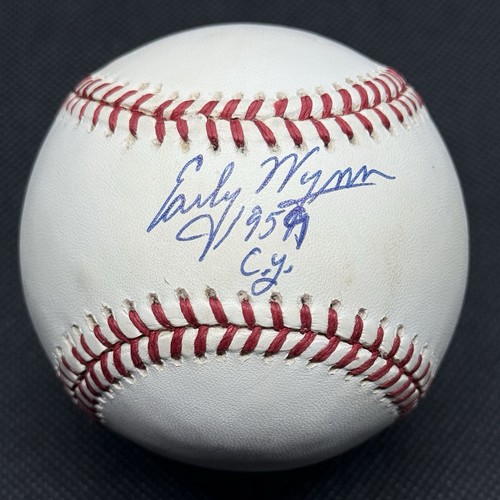 Early Wynn 1959 Cy Young Signed Baseball Cleveland Indians HOF JSA COA