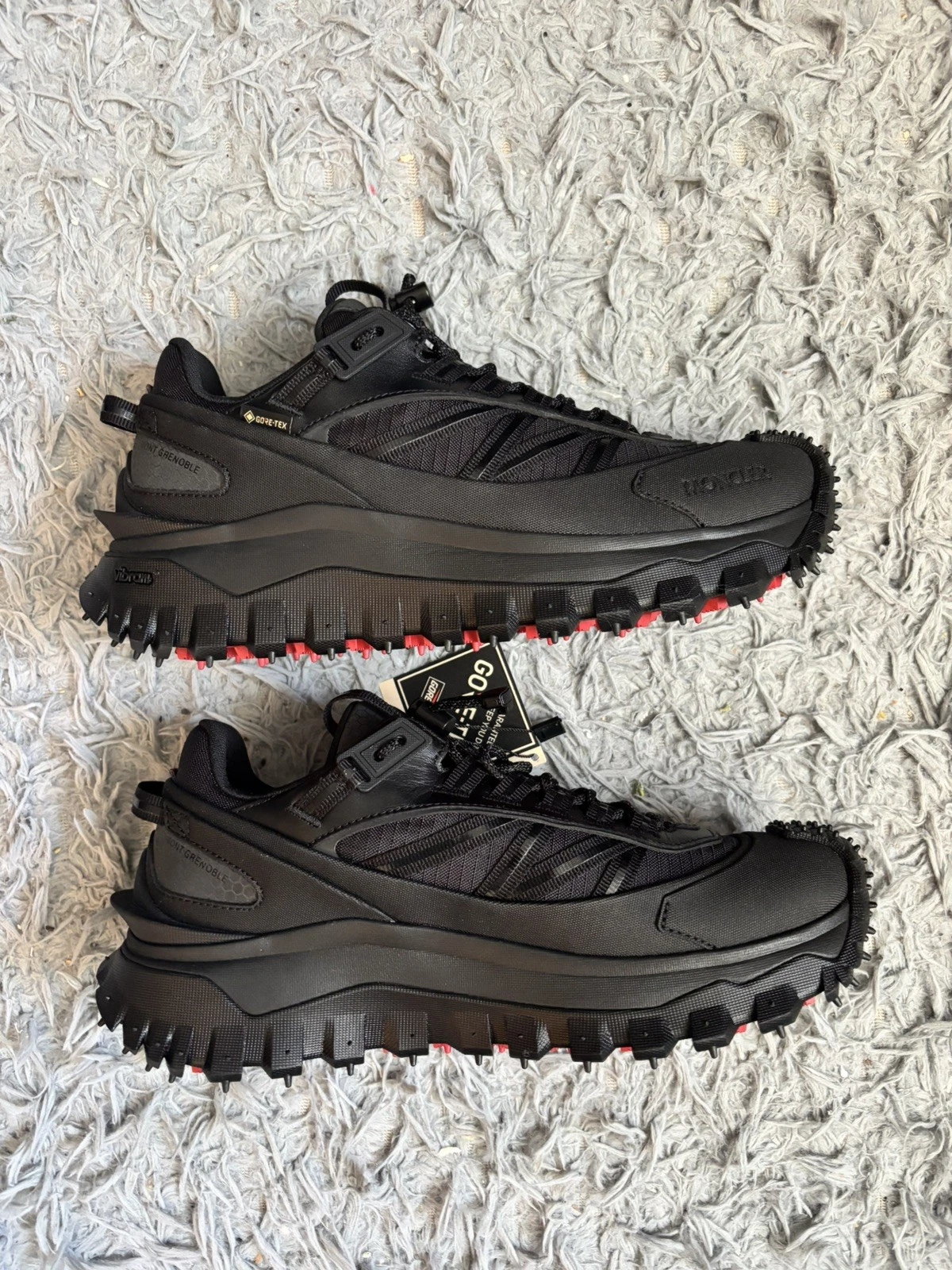 Moncler — US size 7,   - Moncler Trailgrip GTX Gore-Tex Black