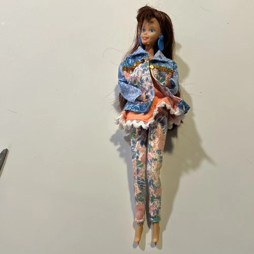 1993 Vintage Paint N Dazzle Barbie Doll Redhead Original Outfit No Shoes