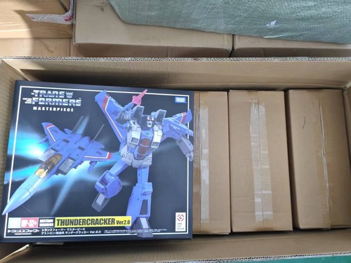 Takara Tomy MP52+ Thundercracker Ver.2.0 Transformers Masterpiece - Picture 8 of 15