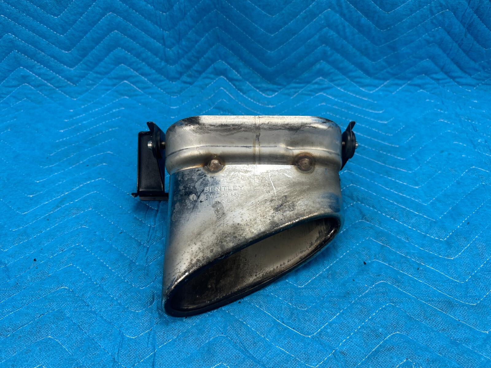 Bentley Contin Flying Spur Exhaust Tail Pipe Tip Driver's Side 29k 2006-2012 OEM