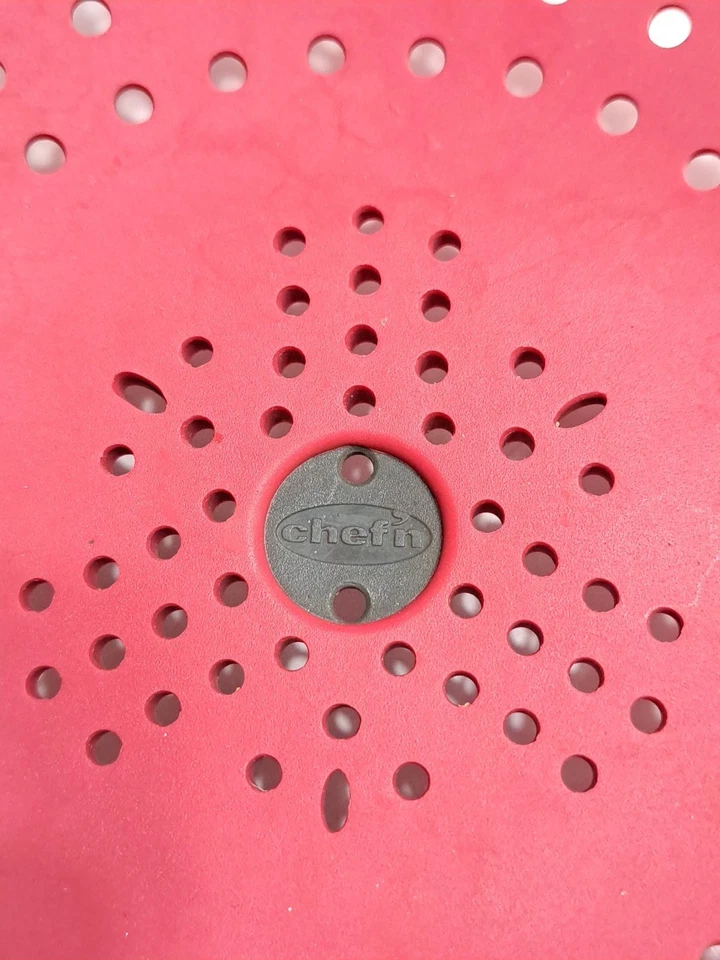 Chef'n VeggiSteam Silicone Vegetable Steamer - Imagem 2 de 4