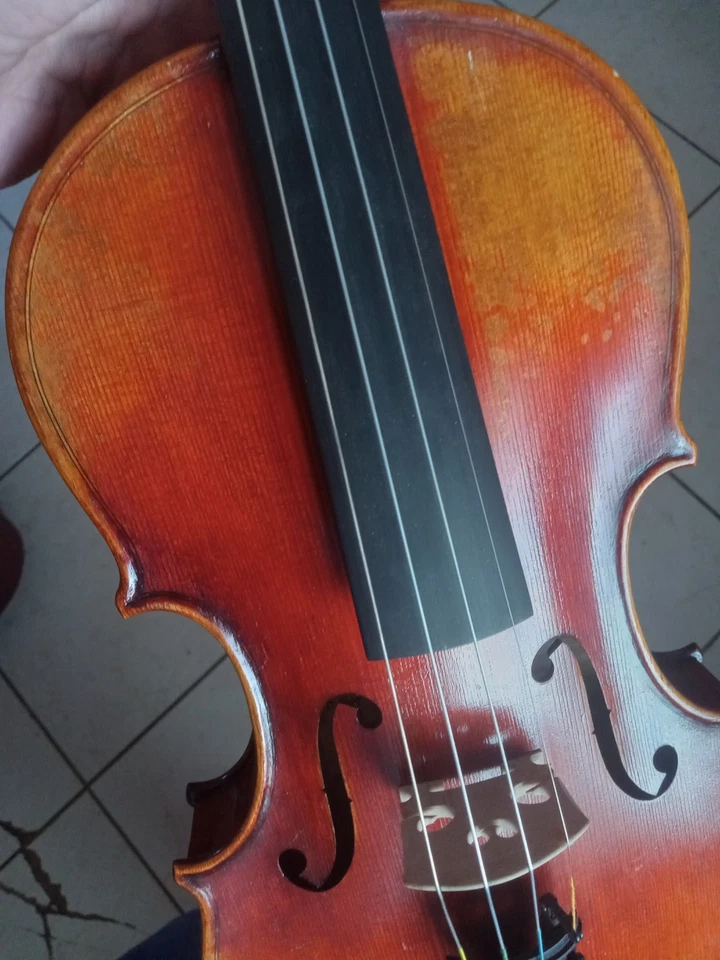 Amatis Fine Instruments Heifetz Model Violin And German Bow In Case - Image 2 of 4