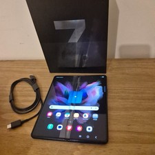Samsung Galaxy Z Fold3 5G SM-F926B/DS - 256GB - Phantom Black (Unlocked)