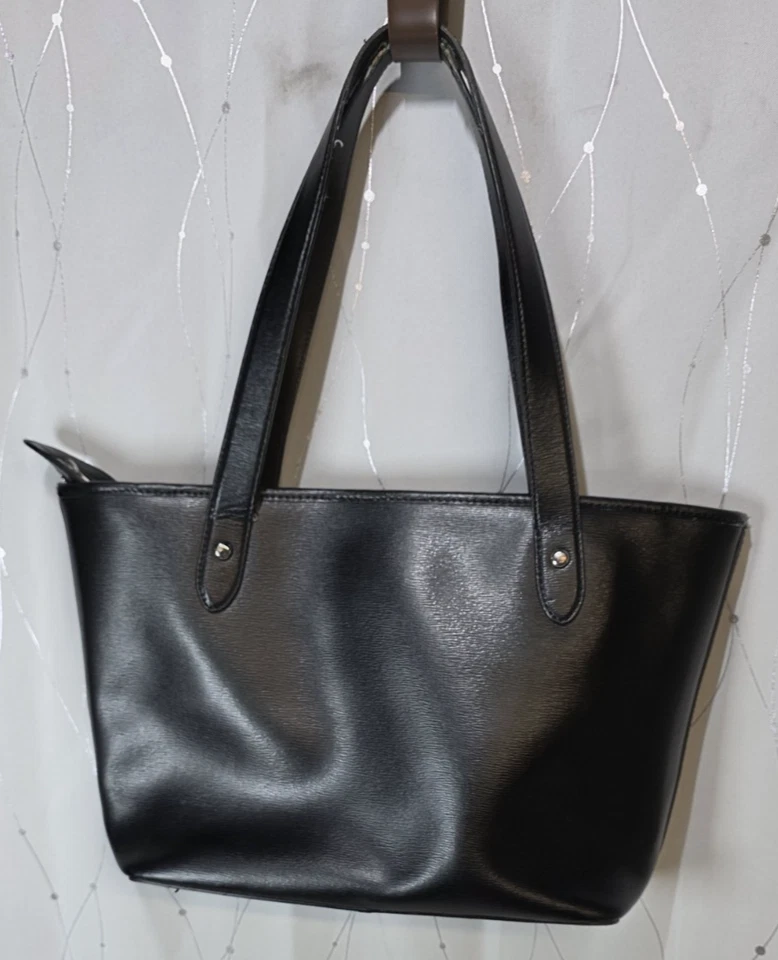 Lauren Ralph Lauren Sloan Tote Black Embossed Emblem READ Quiet Luxury Classic - Image 4 of 4