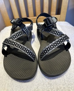 NWOT Chaco Womens sandals Sz 8 See Photos for descrption