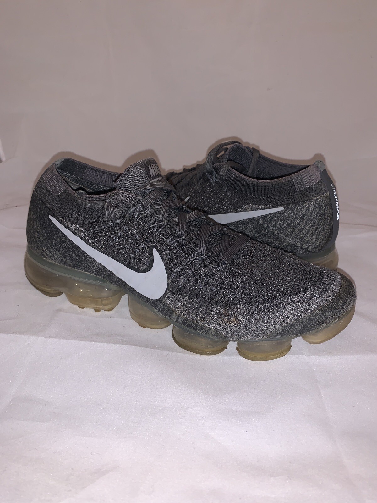 nike black flyknit vapormax