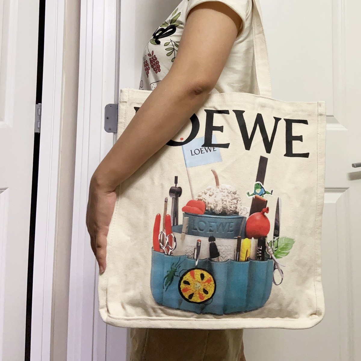 NWT Loewe Limited Edition Crafted World Exhibition Canvas NWT Loewe Limited Edition Crafted World Exhibition Canvas