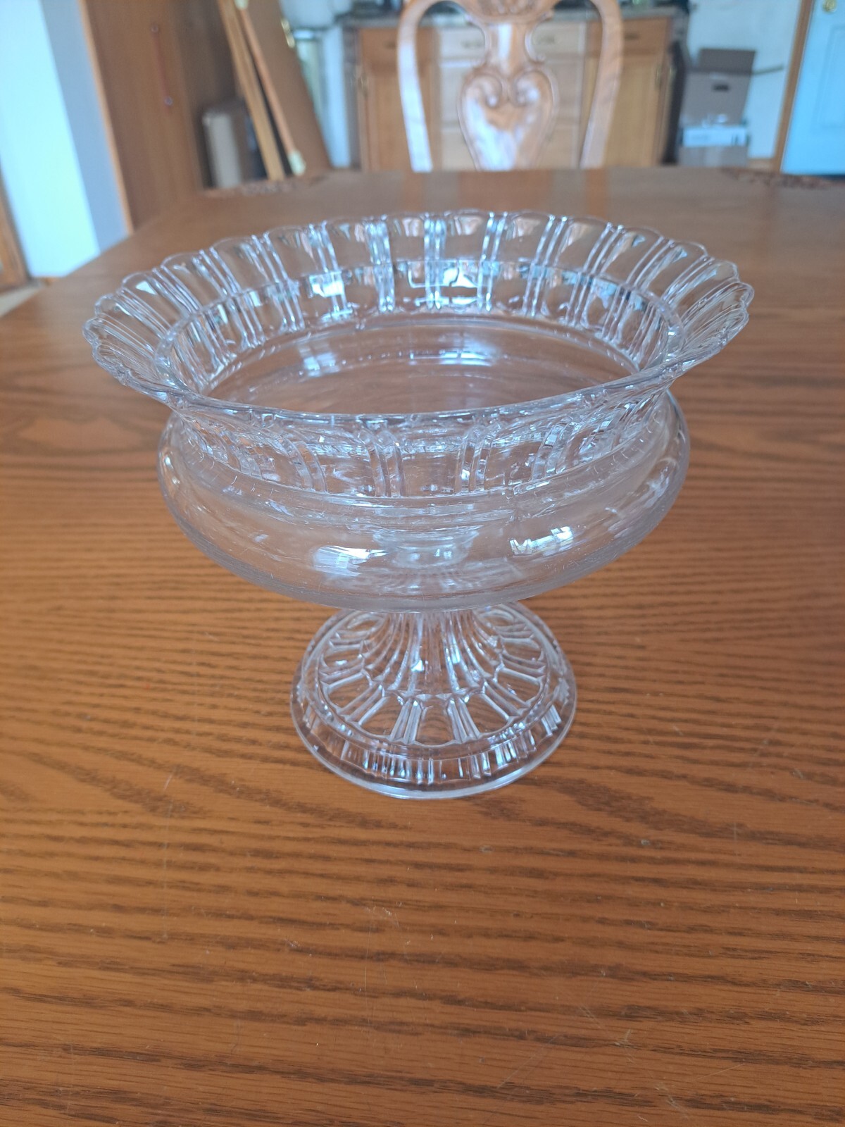 Pattern  Clear Glass Heavy Pressed Glass Pedestal Compote Centerpiece Fruit Bowl