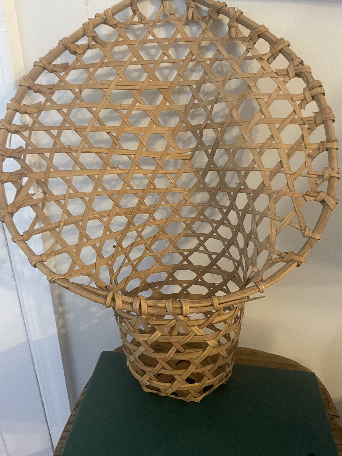 Vintage Boho Wicker wall basket plant hanger