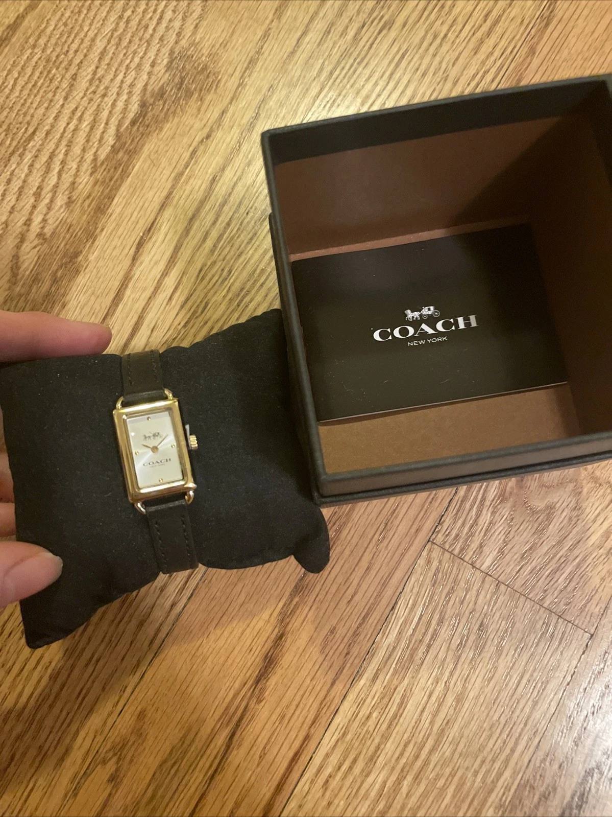 Orologio Coach Liz nuovo con etichette 24mm C3622 cinturino nero quadrante oro