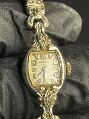 Vintage Bulova Ladies Watch 23 Jewel 10K Rolled Gold Plate  display picture 3
