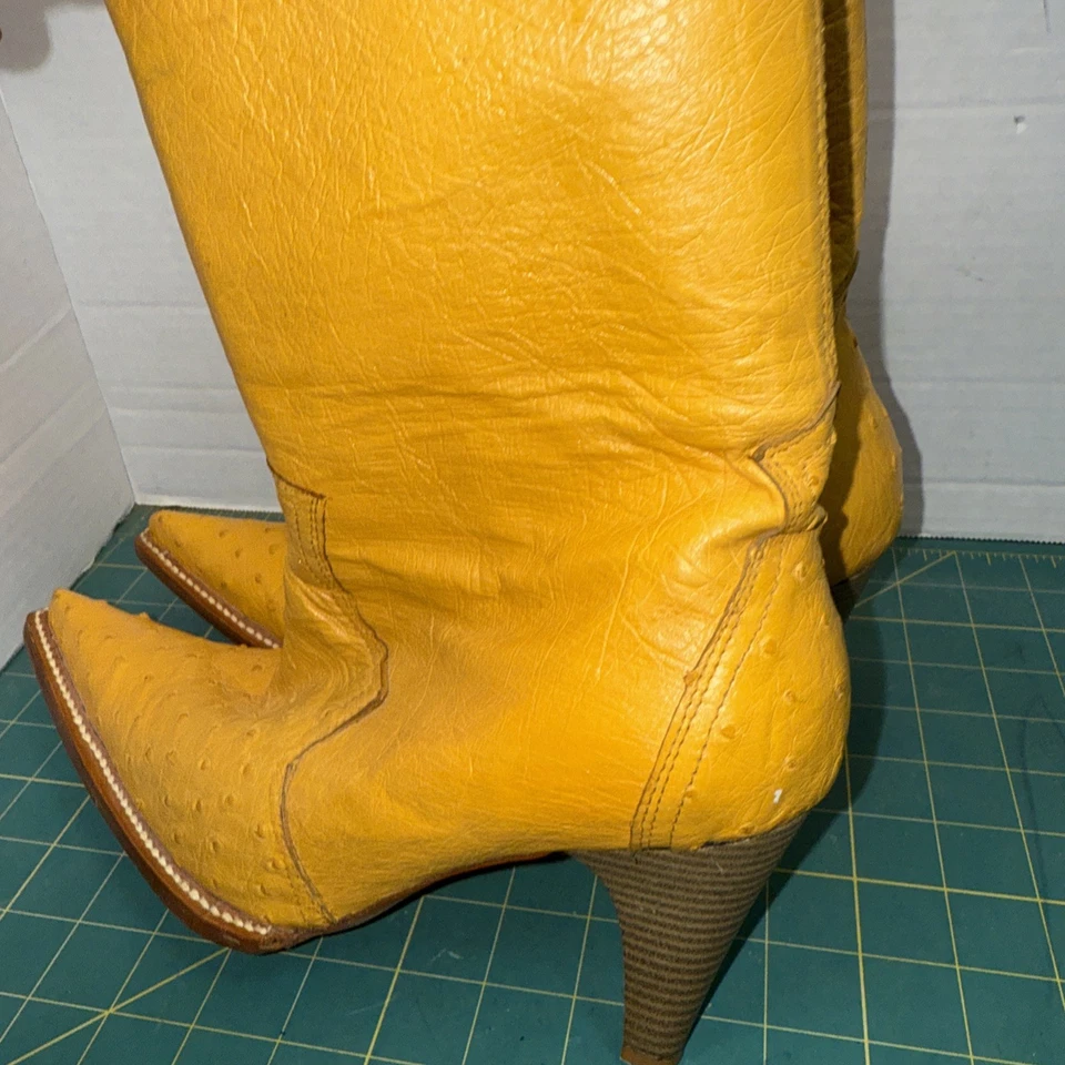 Botines Crema Pluma Completa Cuero Avestruz Punta Punta Tacón Mujer Talla 6 Foto 4 de 4