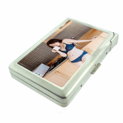 Korean Pin Up Girls D4 100's Size Cigarette Case with Built in Lighter Wallet