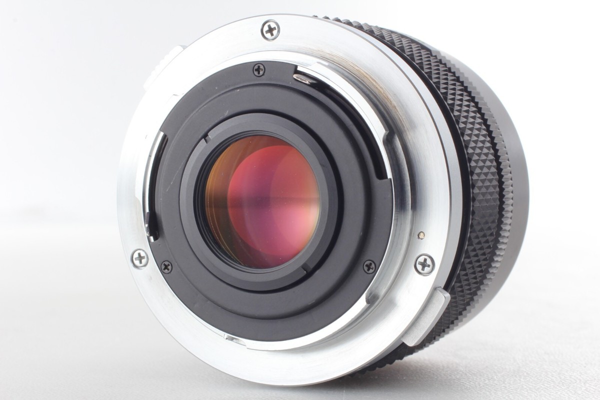 Late Model Olympus OM System Zuiko Auto W 35mm F/2 Wide Angle MF