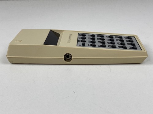 VINTAGE COMMODORE 7923 SOLID STATE CALCULATOR - Picture 10 of 16