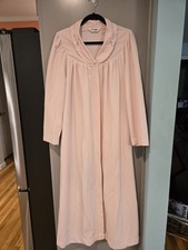 Shadowline Pink Full Length Snap Up Robe Embroidered Vintage Medium Fleece