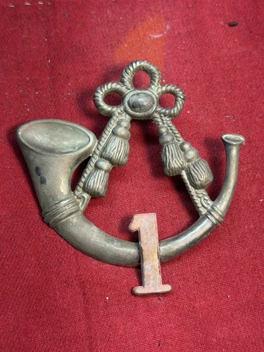 Civil War Union Infantry Horn Insignia with “1” – Regimental Number