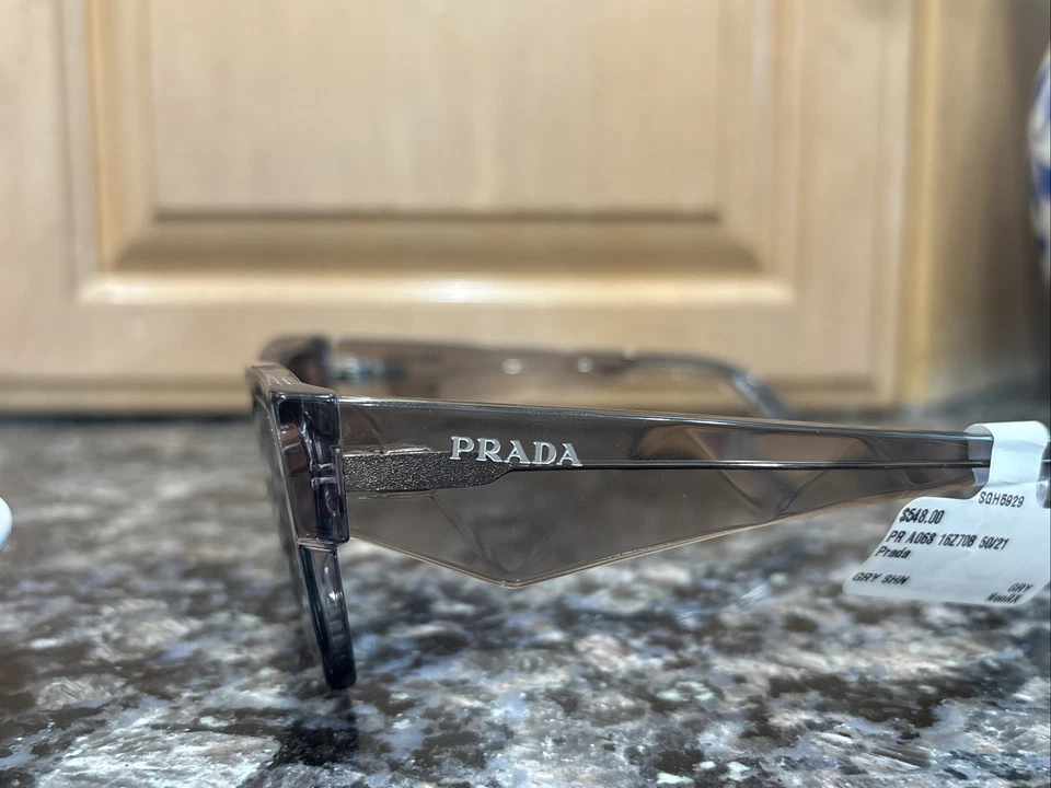 Gafas de sol unisex PRADA negras/grises Foto 4 de 4