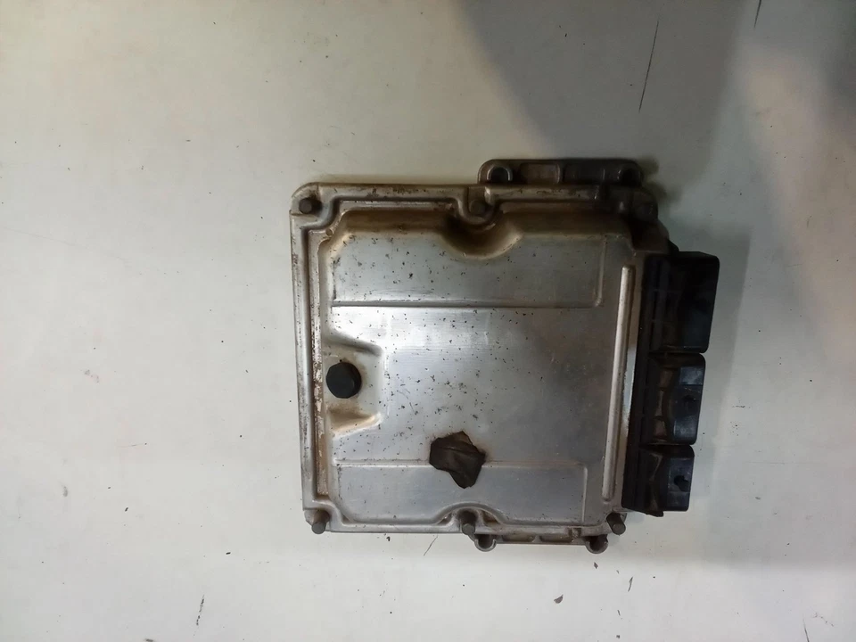 8200309316 CENTRALINA MOTORE / 0281011324 / 8200309321 / 1353 PER FORD FIESTA II - Immagine 2 di 3