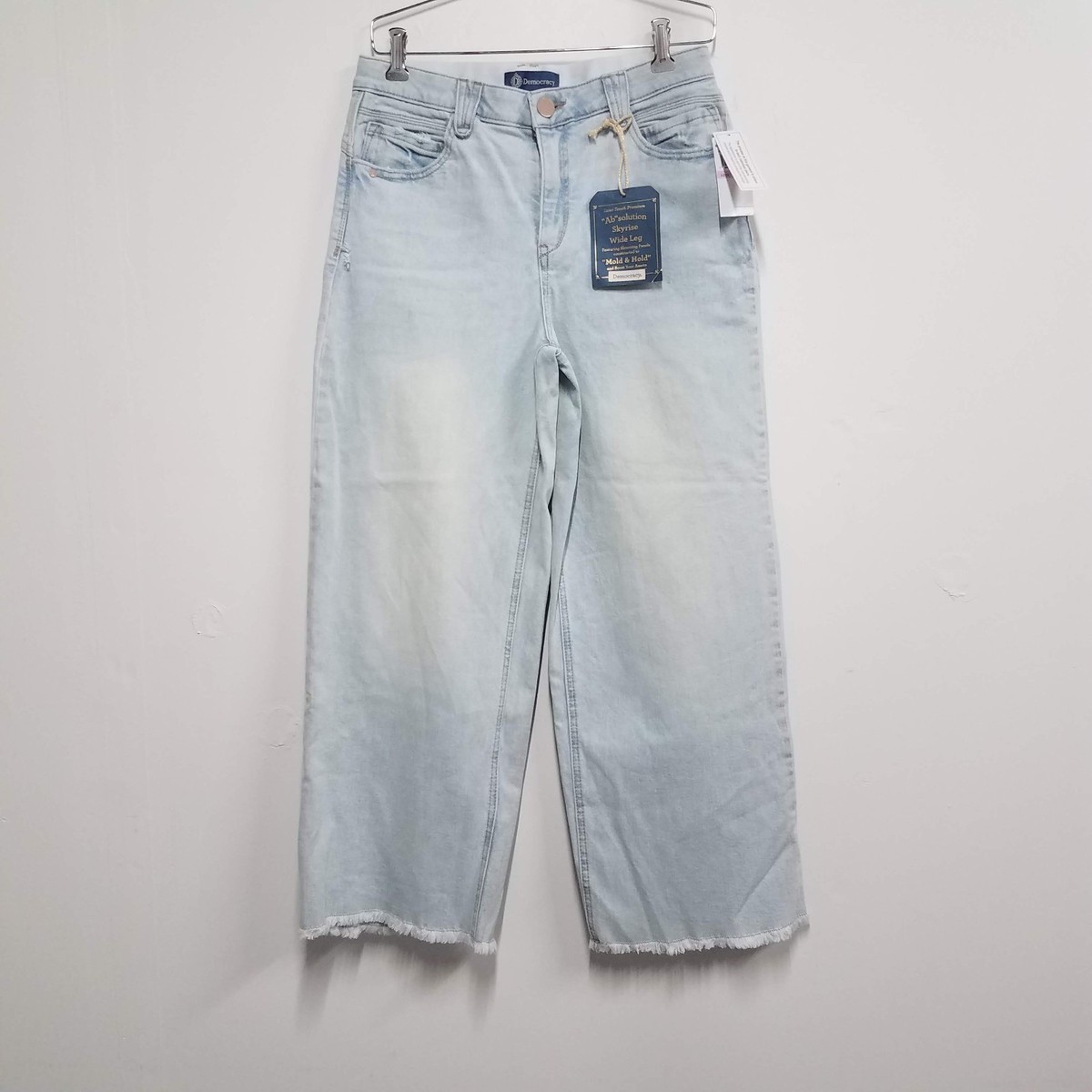 Democracy Jeans Womens 