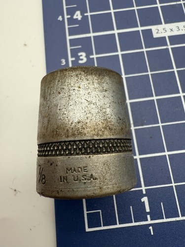 Bonney 1/2 in Drive SAE 7/8" Shallow Socket 12-point D28 Vintage - Picture 4 of 7