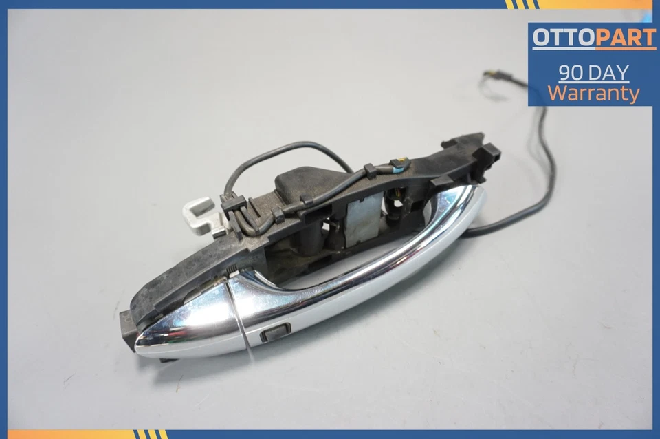 Manija de puerta exterior trasera derecha Mercedes W219 CLS500 2006-2011 sin llave fabricante de equipos originales Foto 2 de 4