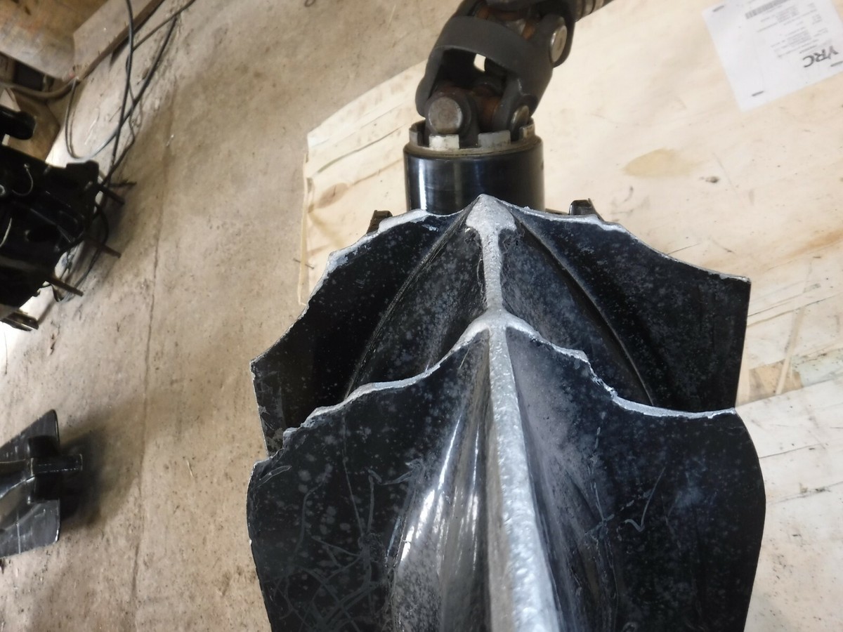 Alpha 1 Lower Unit with Driveshaft and Universal Gen 2 | eBay