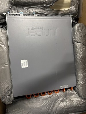 New Sealed Juniper QFX5100-24Q-3AFI 24x Port 40G QSFP+