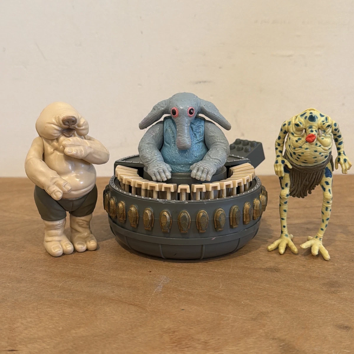25+ Max Rebo Star Wars TV, Movie & Video Games Action Figures for