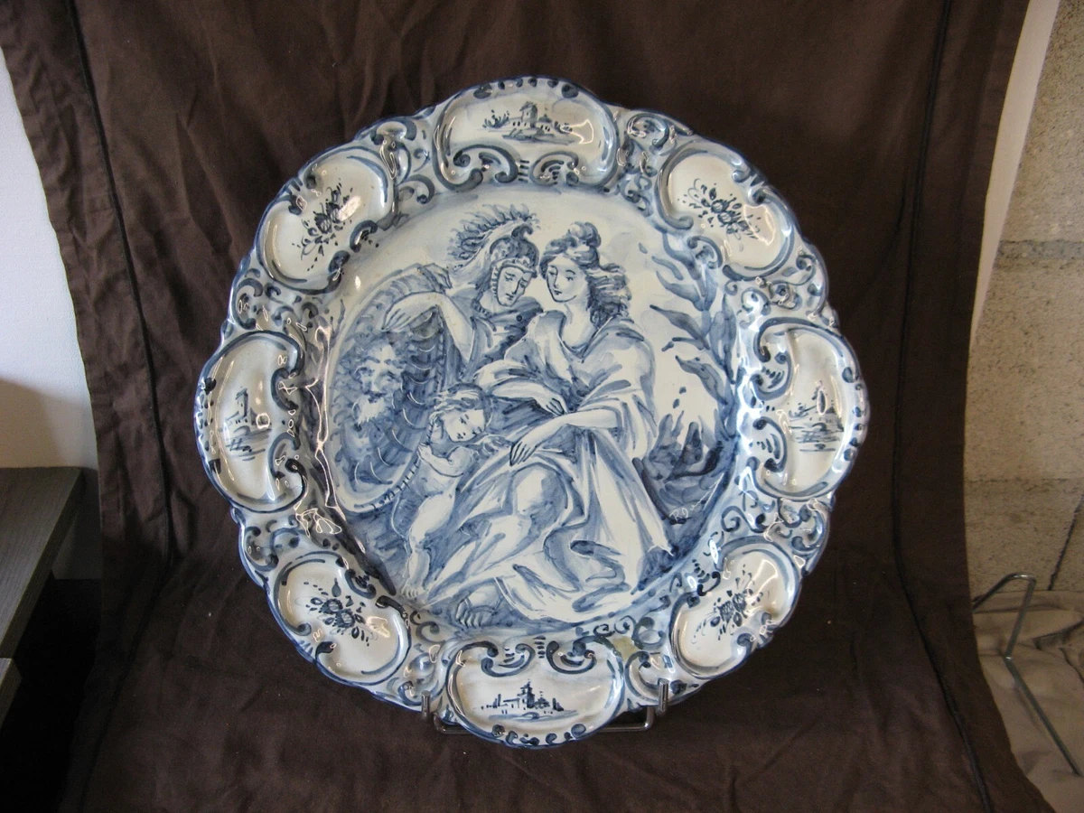 Superbe Grand Plat En Porcelaine Blanche Bleue & Or De Limoges