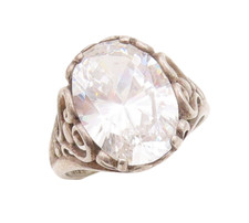 925 Sterling Silver Vintage Ring Cutout Heart Design Oval CZ Sz 6 RG29060