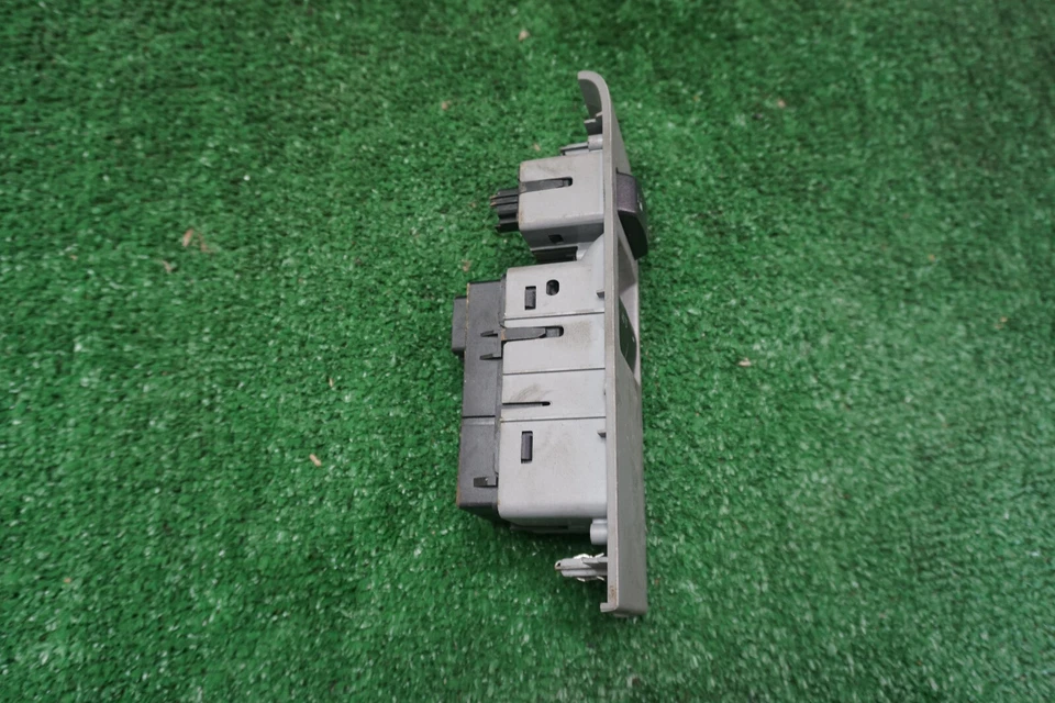 Interruptor de ventana derecha Ford Ranger 2008 09 10 11 OEM 8c3t14540abw Foto 4 de 4